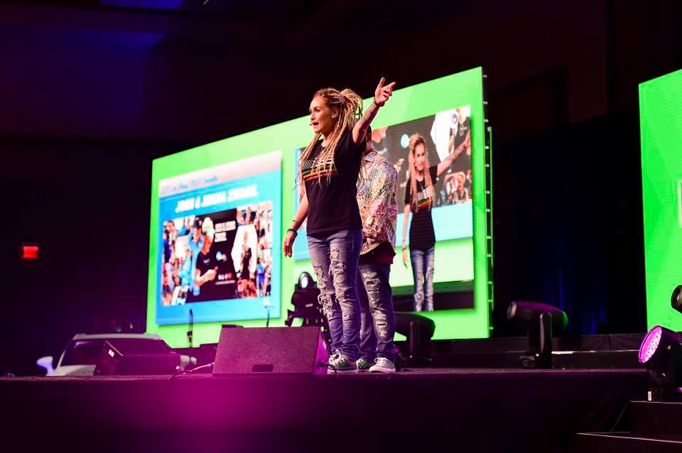 Jenna Zwagil Broke to $10,000 Day MLM Training Hempworx Stage